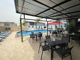 Riviera Luxury Boutique Hotel
