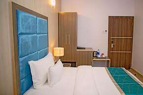 Riviera Luxury Boutique Hotel