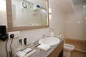 Riviera Luxury Boutique Hotel
