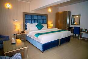 Riviera Luxury Boutique Hotel