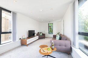 Elliot Oliver - The Penthouse 2 Bedroom Apartment With Parking