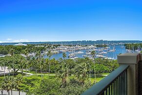 Serene Cozy Retreat with Balcony
