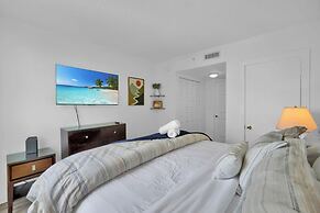 Serene Cozy Retreat with Balcony