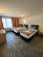Hotel Regina - DG drei D.G. GmbH