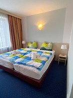 Hotel Regina - DG drei D.G. GmbH