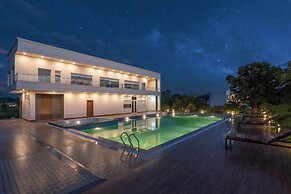 Corbett The Regnum Resort