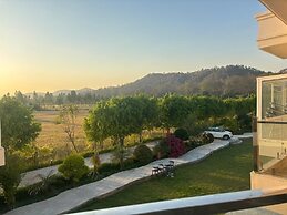 Corbett The Regnum Resort