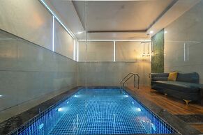 Corbett The Regnum Resort