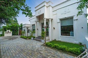 Corbett The Regnum Resort