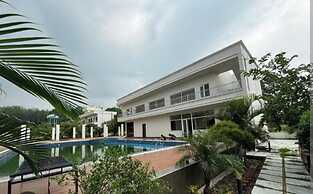 Corbett The Regnum Resort