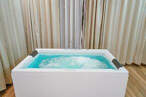 Corbett The Regnum Resort