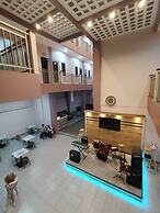 Karana Guesthouse Syariah Bandung & Luang Cafe