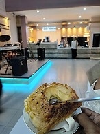 Karana Guesthouse Syariah Bandung & Luang Cafe