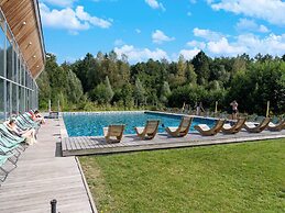 Belvilla Quiet Nature Leaf Bungalow