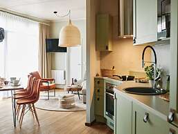 Modern Leaf Bungalow! by Belvilla