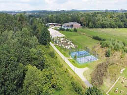 Belvilla Leafy Haven in Nature's Embrace