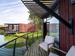 Escape to a Green Retreat by Belvilla