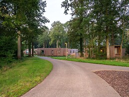 Peaceful Nature Lodge Retreat by Belvilla