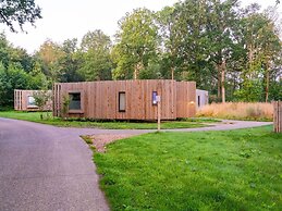 Belvilla Serene Retreat by Woods