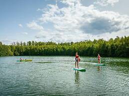 Belvilla Serene Retreat by Woods