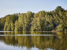 Belvilla Forest Docking Retreat