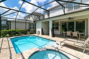 Incredible Resort 4 bed Pool Spa Home