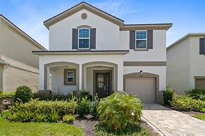 Incredible Resort 4 bed Pool Spa Home