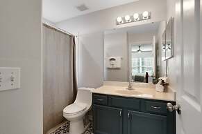 6 Bedroom Disney Home Lanai Screened Pool Spa