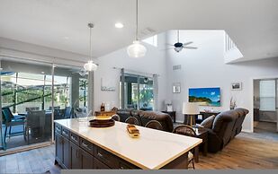 6 Bedroom Disney Home Lanai Screened Pool Spa