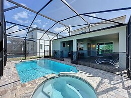 Luxury 6 Bed Villa With Pool Spa in Solara Resort