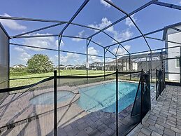 Luxury 6 Bed Villa With Pool Spa in Solara Resort