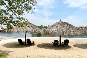 Villa Frente al Mar con Hermosas Vistas