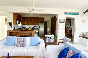 Villa Frente al Mar con Hermosas Vistas