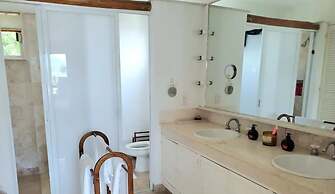 Villa Frente al Mar con Hermosas Vistas