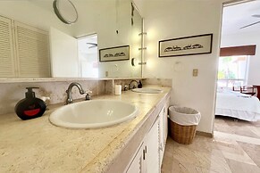 Villa Frente al Mar con Hermosas Vistas