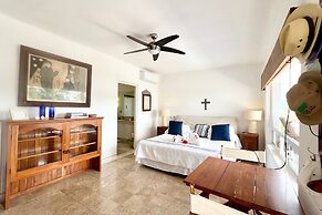 Villa Frente al Mar con Hermosas Vistas