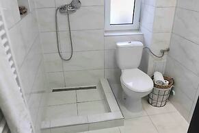 Cosy and Spacious 2 Bedroom House