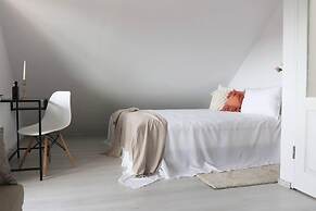 Cosy and Spacious 2 Bedroom House