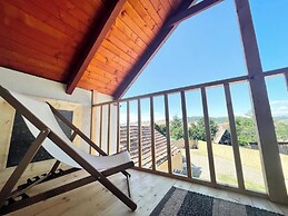 Cosy and Spacious 2 Bedroom House