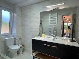 Cosy and Spacious 2 Bedroom House