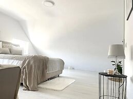 Cosy and Spacious 2 Bedroom House