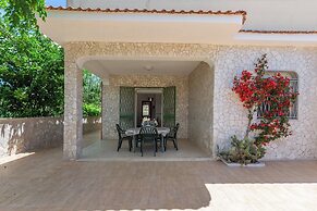 4033 Villetta Stefy by Barbarhouse