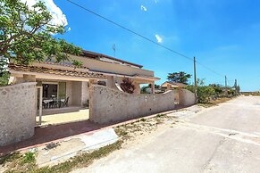 4033 Villetta Stefy by Barbarhouse