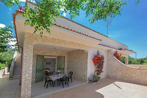 4033 Villetta Stefy by Barbarhouse