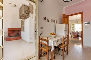 4033 Villetta Stefy by Barbarhouse