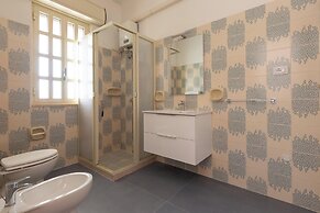 4033 Villetta Stefy by Barbarhouse