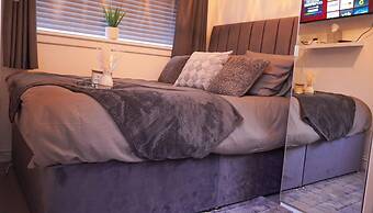 Premium 2 Guest House