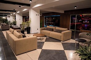 Eurobuilding Tama San Cristobal