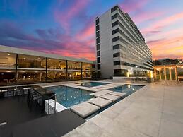Eurobuilding Tama San Cristobal