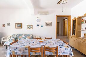 4173 Villetta Ambra by Barbarhouse